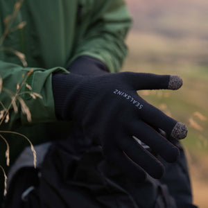 Waterproof All Weather Ultra Grip Knitted Glove in Black by Sealskinz
