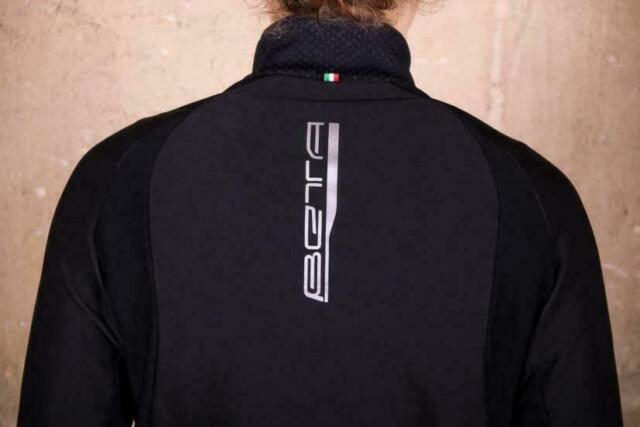 Beta Lightweight Gore Windstopper Womens Cycling Jacket Black by Santini