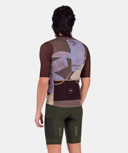 Note Men's Short Sleeve Gravel Cycling Jersey in Chocolate Brown by Santini