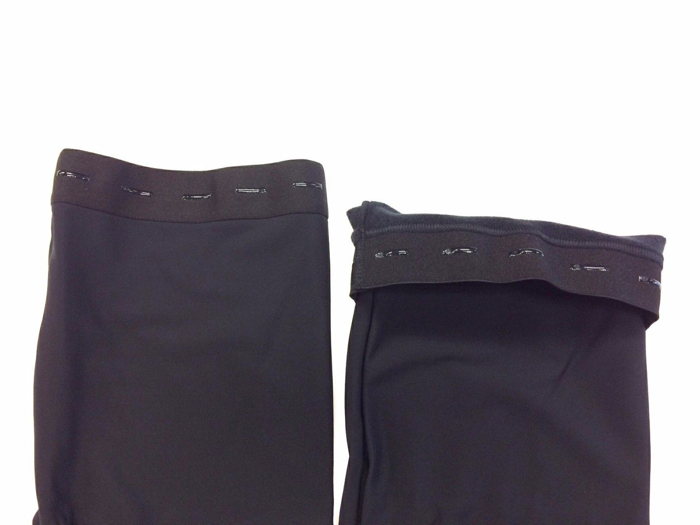 No Logo Roubaix Cycling Knee Warmers in Black by GSG
