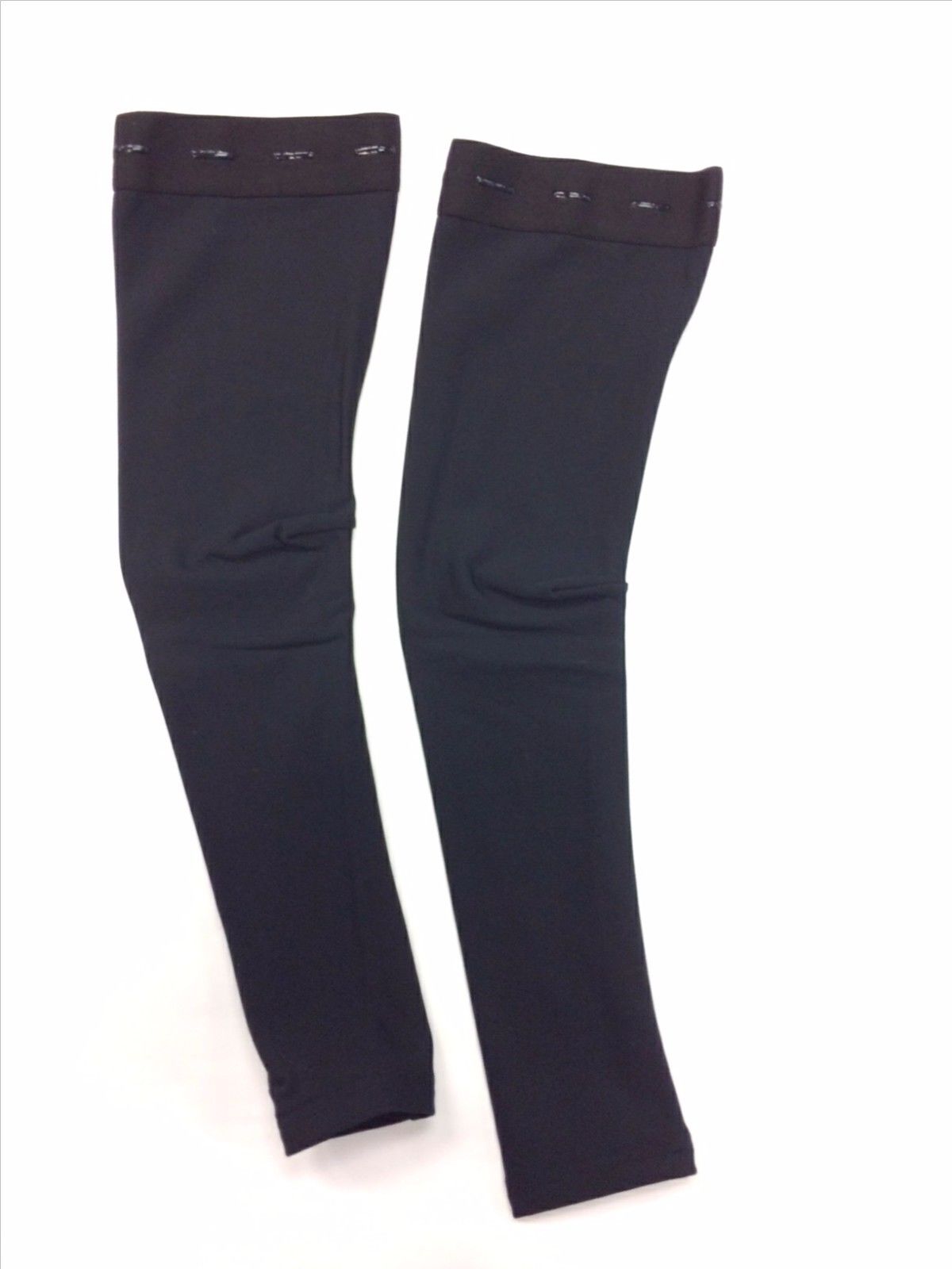 No Logo Roubaix Cycling Arm Warmers in Black by GSG