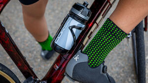 Sfera Medium Profile Socks Black/Green by Santini